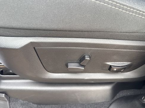 New 2025 RAM 2500 Big Horn w/ Safety Group image 15