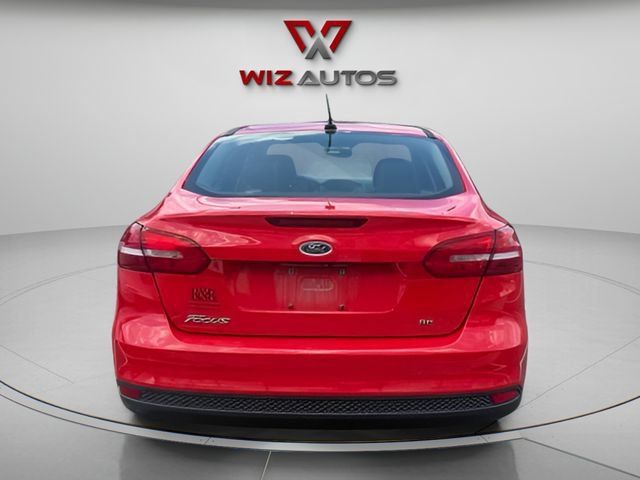 Used 2015 Ford Focus SE FWD image 4