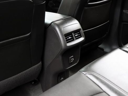 Certified 2024 GMC Terrain SLT w/ Tech Package image 14