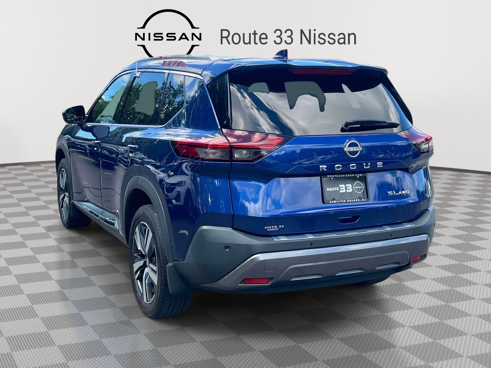 Used 2023 Nissan Rogue SL w/ SL Premium Package AWD/4WD image 3