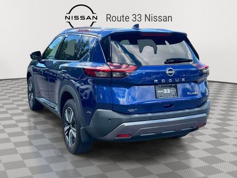Used 2023 Nissan Rogue SL w/ SL Premium Package AWD/4WD image 3