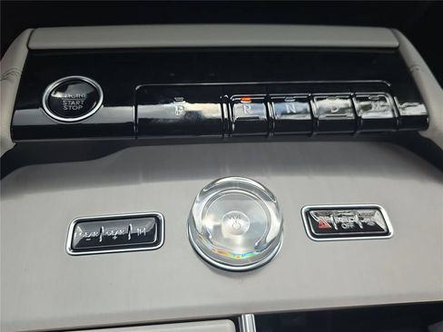 New 2026 Lincoln Navigator Premiere AWD/4WD image 23