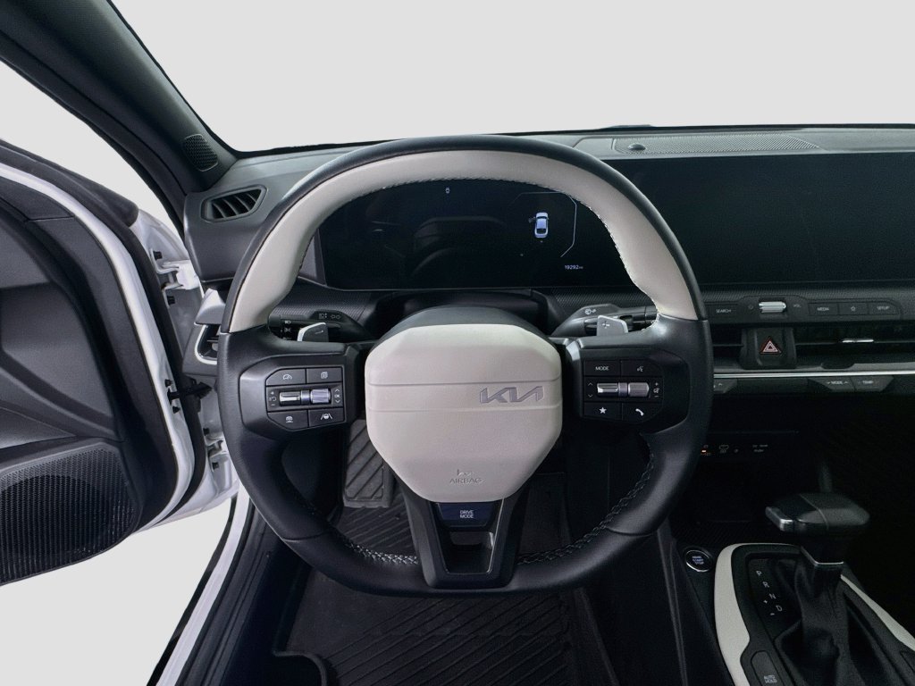 Used 2025 Kia K4 GT-Line FWD image 11
