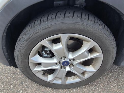 Used 2015 Ford Escape Titanium image 9