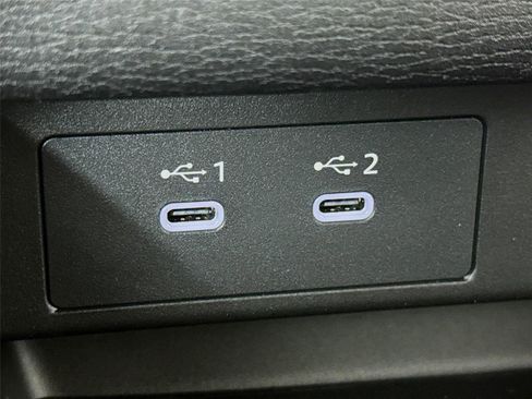 New 2026 Mitsubishi Outlander SE image 15