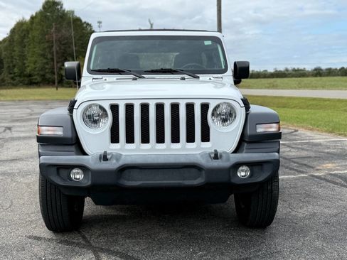 Used 2019 Jeep Wrangler Unlimited Sport S image 10