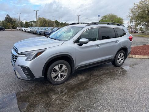Used 2025 Subaru Ascent Premium AWD/4WD image 13