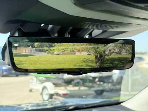 Certified 2024 Subaru Ascent Touring AWD/4WD image 34