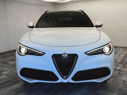 Used 2022 Alfa Romeo Stelvio Ti w/ Active Assist Plus Package AWD/4WD image 2