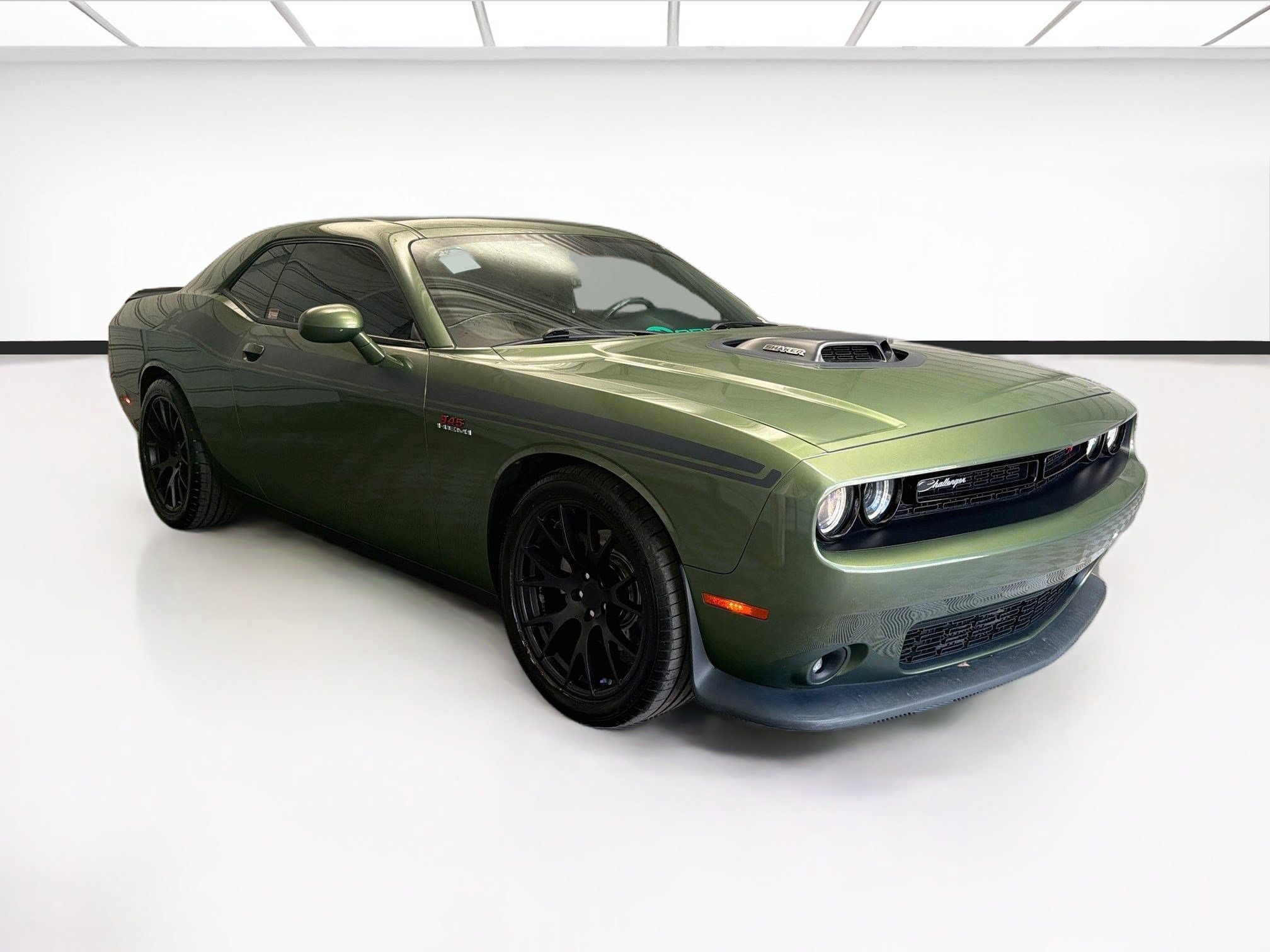 Used 2022 Dodge Challenger R/T w/ Shaker Package RWD image 3