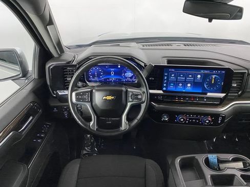 Certified 2023 Chevrolet Silverado 1500 LT AWD/4WD image 15