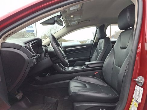 Used 2019 Ford Fusion Energi Titanium image 14