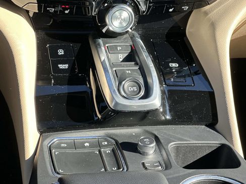 Used 2023 Acura MDX SH-AWD image 25