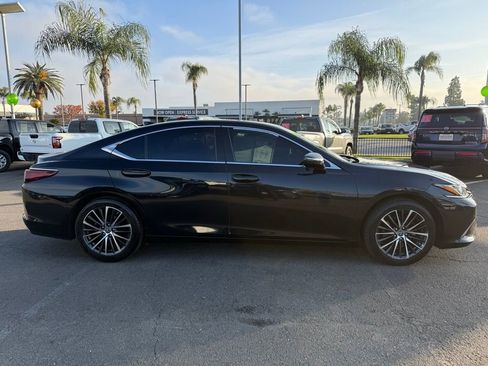 Used 2022 Lexus ES 350 w/ Premium Package image 7