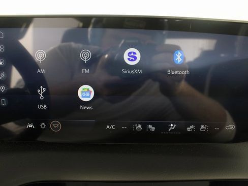 New 2026 Buick Enclave Avenir image 7