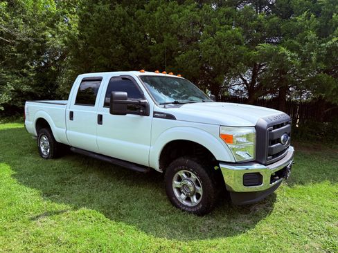 Used 2013 Ford F250 XL w/ XL Value Pkg AWD/4WD image 8