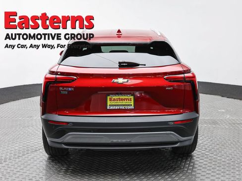 Used 2024 Chevrolet Blazer EV LT AWD/4WD image 6