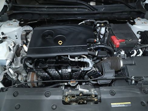Used 2020 Nissan Altima 2.5 SR image 35