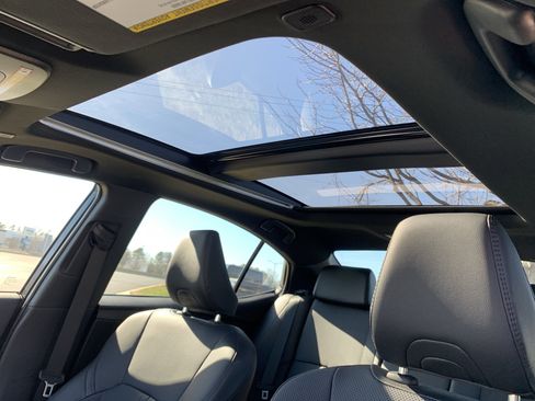 Used 2025 Toyota Camry XSE image 28