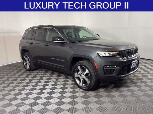 Used 2022 Jeep Grand Cherokee Limited 4xe w/ Luxury Tech Group II image 2