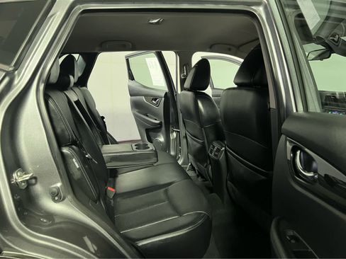 Certified 2022 Nissan Rogue Sport SL image 24