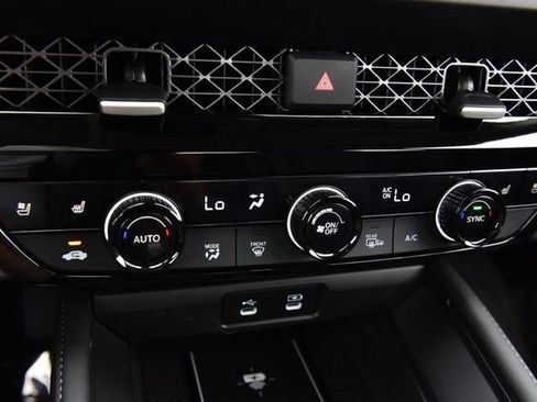 Used 2025 Honda Accord Touring image 15
