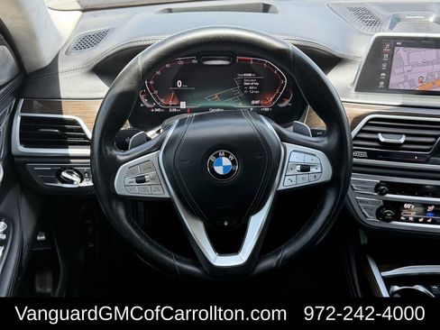 Used 2022 BMW 750i xDrive AWD/4WD image 12