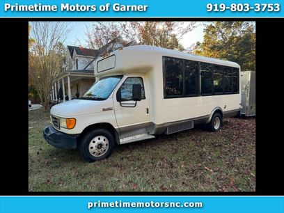 Used 2006 Ford E-450 and Econoline 450
