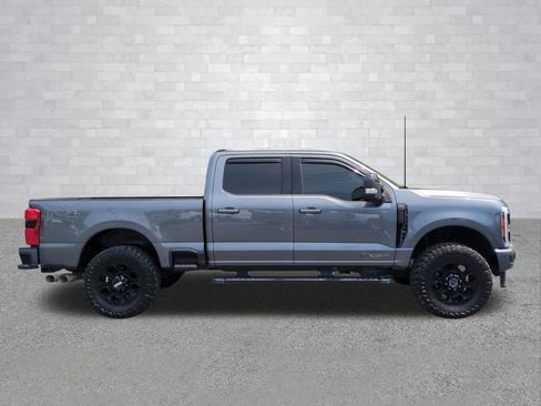 Used 2023 Ford F250 Lariat w/ Lariat Ultimate Package AWD/4WD image 3