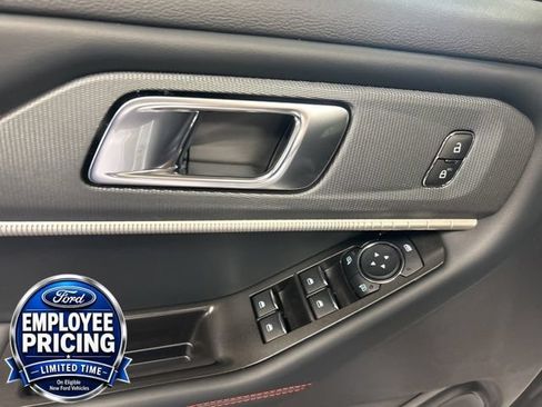 New 2026 Ford Explorer ST-Line w/ ST-Line Street Pack AWD/4WD image 11