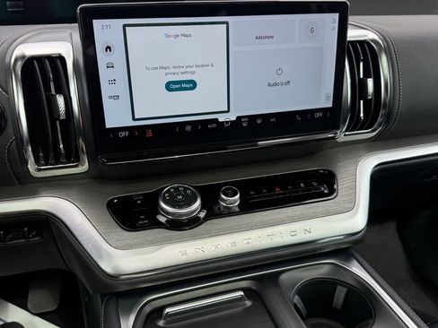 Used 2025 Ford Expedition Max Platinum image 18