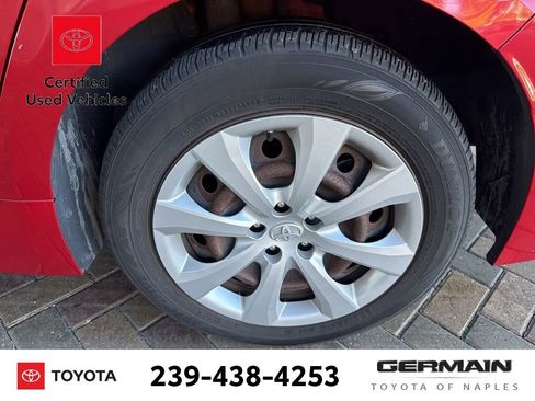 Used 2020 Toyota Corolla LE image 10