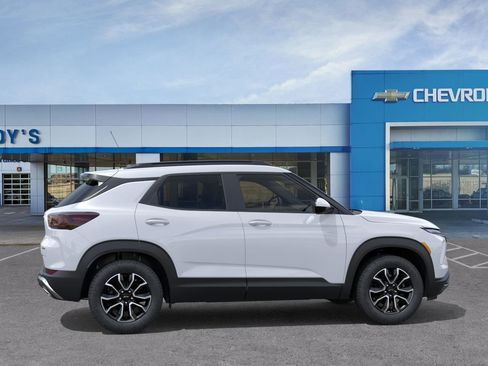New 2025 Chevrolet TrailBlazer ACTIV w/ Convenience Package FWD image 6