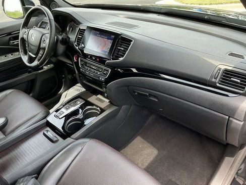 Used 2023 Honda Ridgeline Black Edition image 21