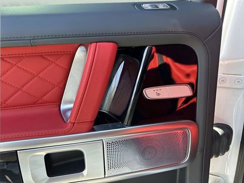 Used 2023 Mercedes-Benz G 550 image 29