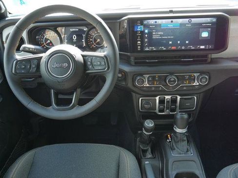 Used 2024 Jeep Wrangler Sport S image 16