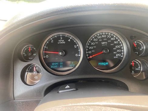 Used 2010 Chevrolet Silverado 1500 LTZ AWD/4WD image 5