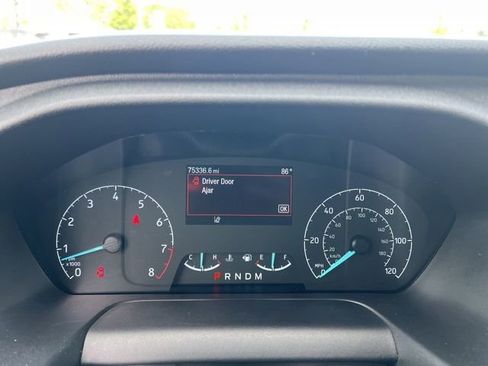 Used 2023 Ford Transit 350 XLT RWD image 11