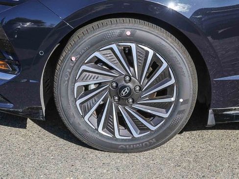 New 2026 Hyundai Sonata Limited FWD image 11