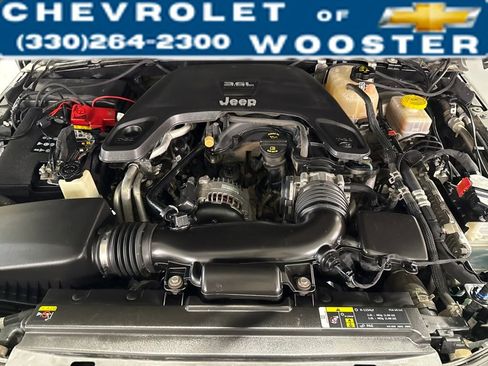 Used 2020 Jeep Wrangler Unlimited Sport image 32