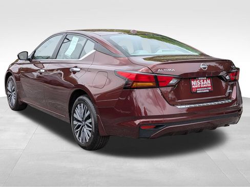 Certified 2023 Nissan Altima 2.5 SV AWD/4WD image 12