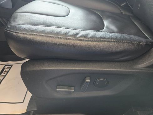 Used 2022 Ford Edge Titanium w/ Equipment Group 301A image 13