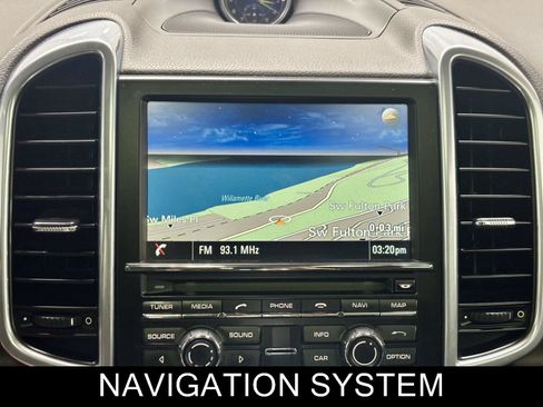 Used 2016 Porsche Cayenne S AWD/4WD image 29