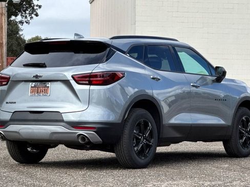 New 2026 Chevrolet Blazer LT w/ Midnight/Sport Edition FWD image 4