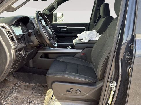 Used 2019 RAM 1500 Big Horn AWD/4WD image 2