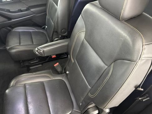 Used 2020 Chevrolet Traverse Premier w/ Redline Edition AWD/4WD image 26