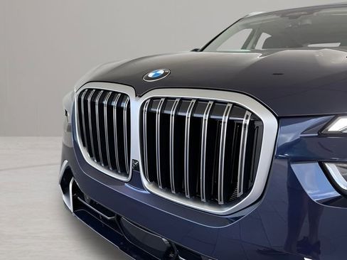 Used 2026 BMW X7 xDrive40i image 2