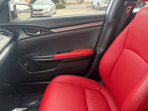 Used 2019 Honda Civic Sport image 16