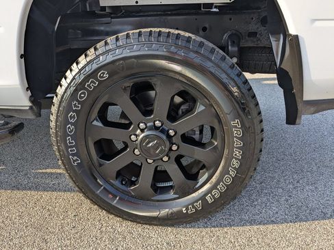 Used 2025 RAM 2500 Big Horn AWD/4WD image 21