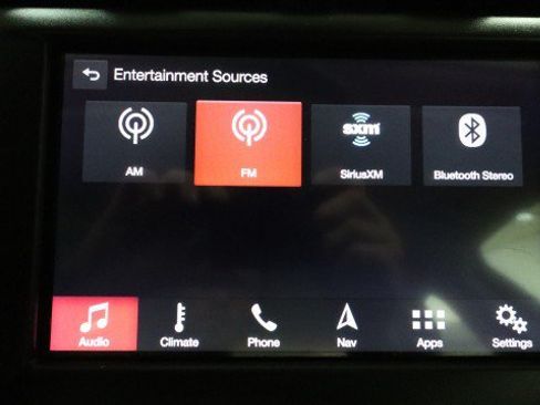 Used 2019 Ford Fusion SEL FWD image 17